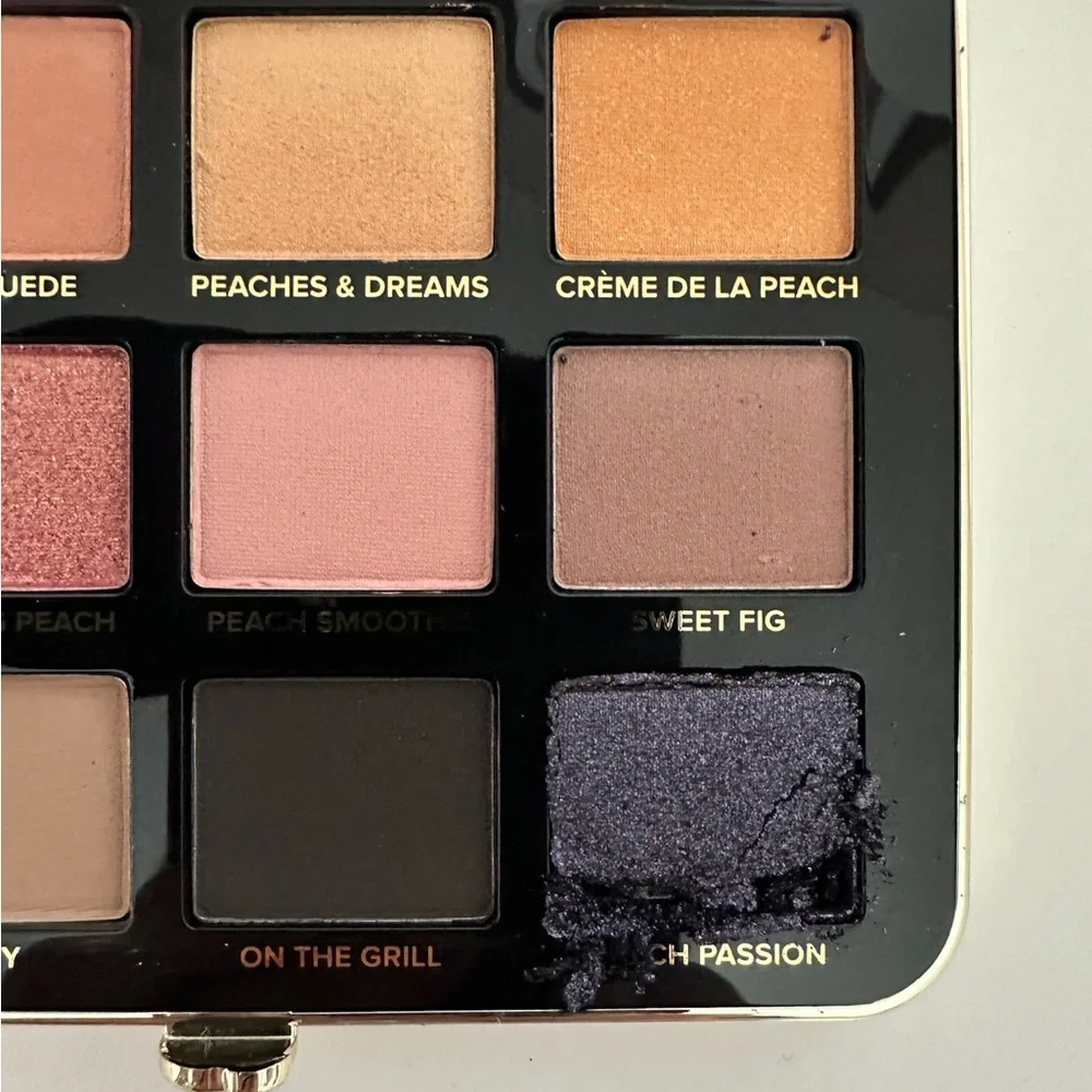 NIB Too Faced White Peach Eyeshadow Palette Multi-Dimensional Peach Shades